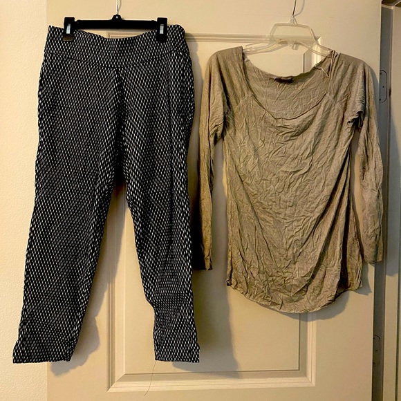 Women top - medium and crop pants - small - Picture 1 of 1